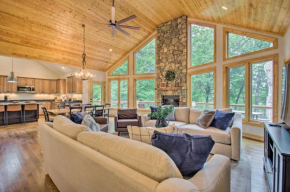 Luxe Wintergreen Resort Escape with Hot Tub!